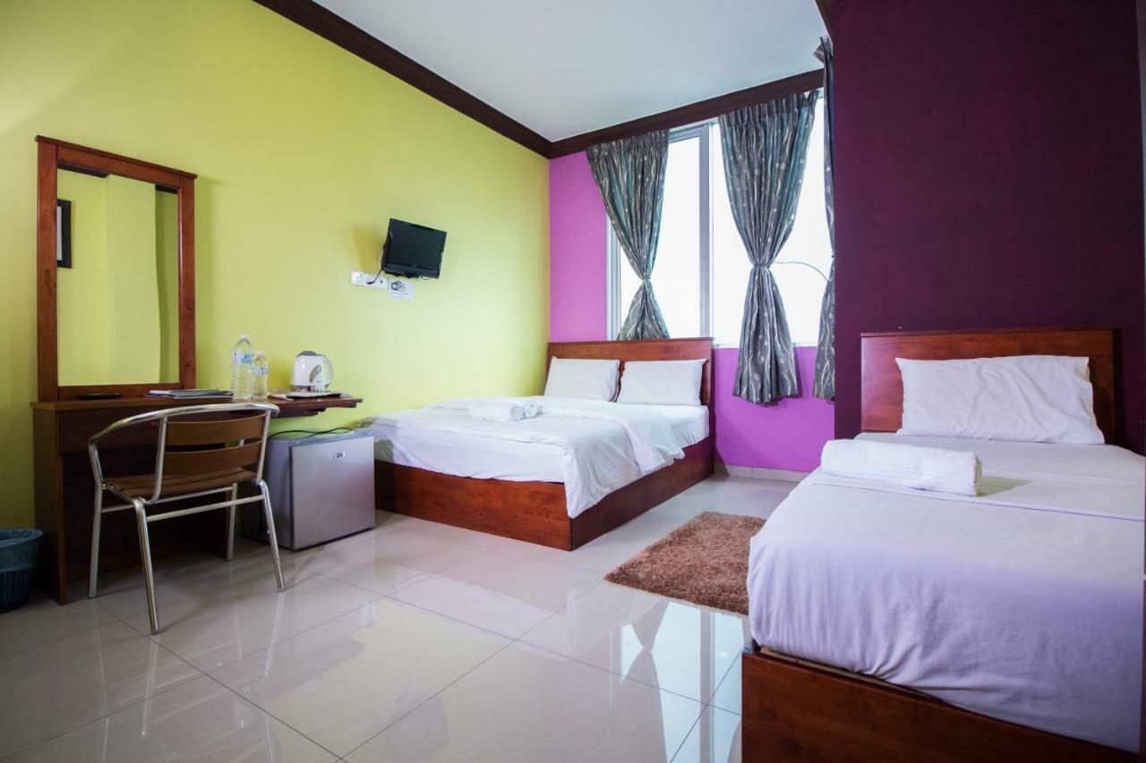 Saujana City Hotel Bandar Saujana Putra Exterior photo